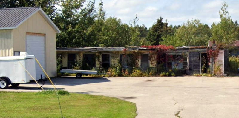 Undetermined Sault Ste Marie Motel - Street Vioew